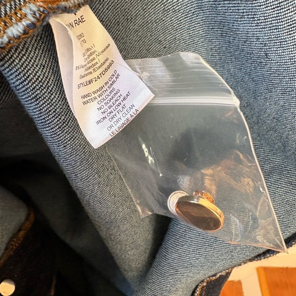 Adelyn Rae Navy Sleeveless Midi Dress - Picture 13 of 16